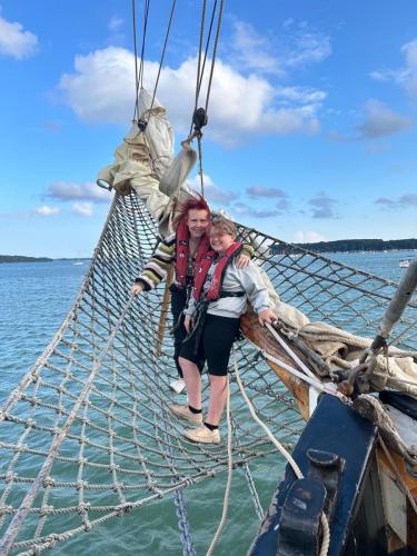 9f48f5f8-198e-40fc-beb9-79008d134833